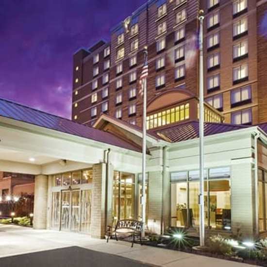 Hilton Garden Inn & Gateway Conference Center (Cleveland Downtown)